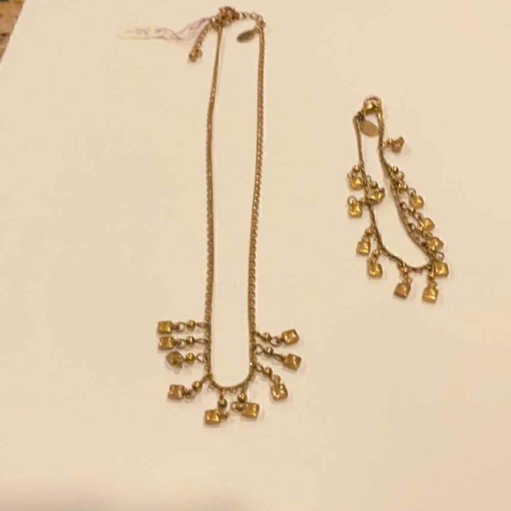 Cute Necklace/Bracelet Set  